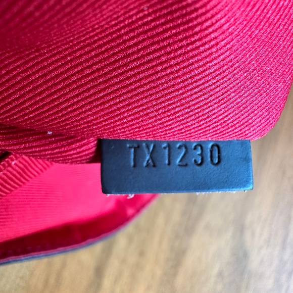 Louis Vuitton Graceful PM - Picture 8 of 15